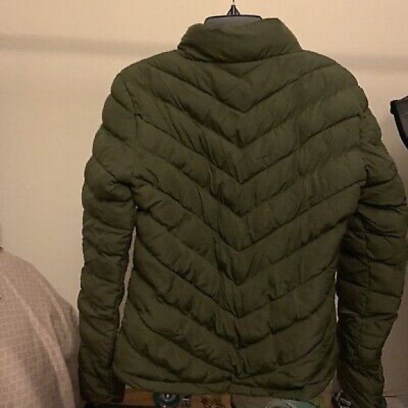NEW Gap Puffer Jacket OLIVE GREEN Women’s LARGE fleece lined pockets, i - Picture 2 of 7